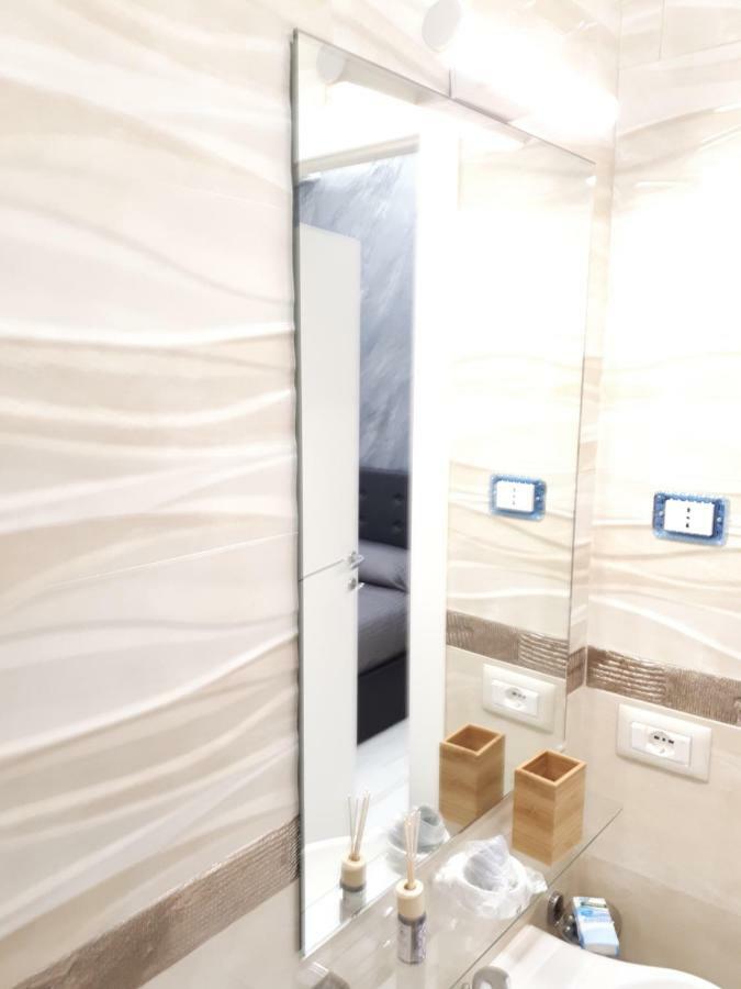 Silver House ลาสเปเซีย ภายนอก รูปภาพ